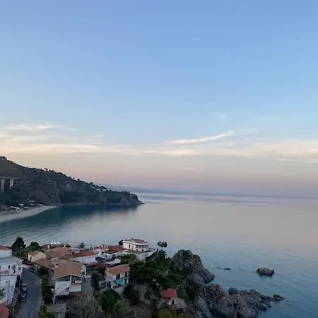 아파트 Al Mare Montepaone Lido